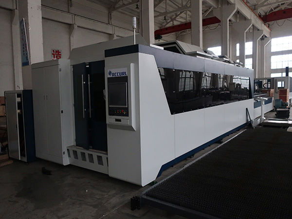 Kineze Fiber Laser Cut Machine Çmimi 1000W
