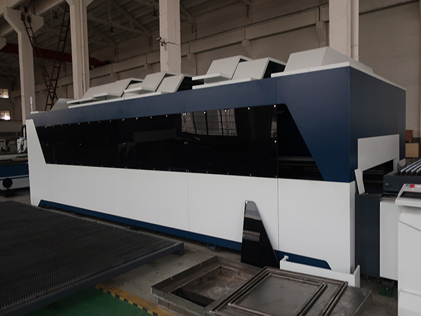 1000W CNC Fiber Laser Prerës Machine për Sheet Metal